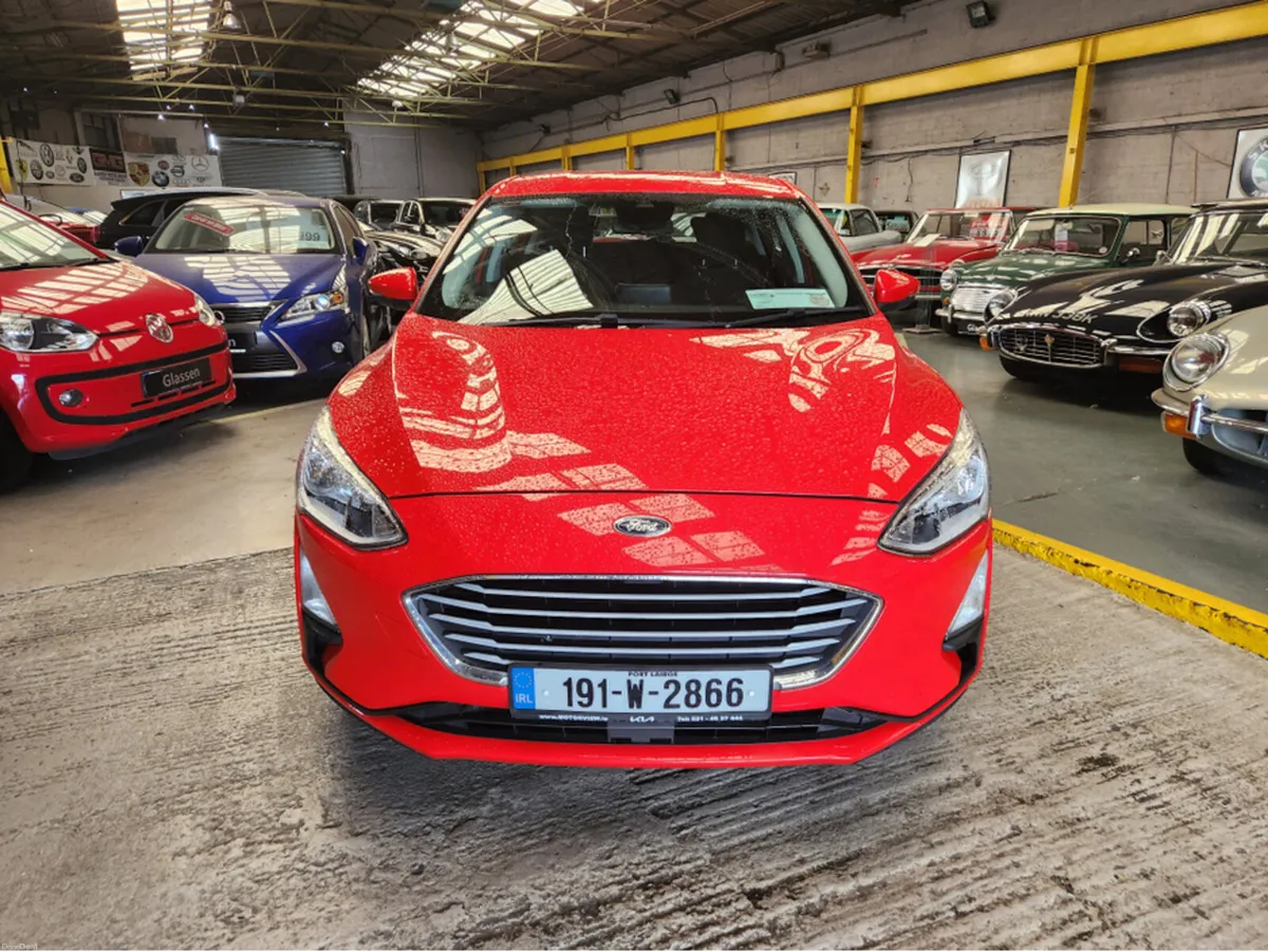 Ford Focus 1.0 ZETEC ECOBOOST 100PS 5DR T// NEW MO - Image 5