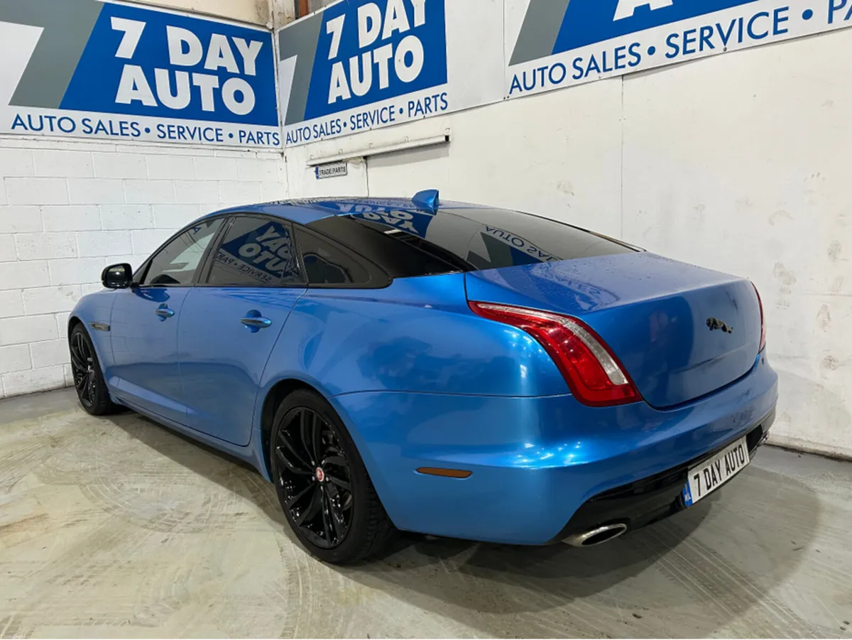 Jaguar XJ 3.0 D LUXURY 4DR AUTO - Image 5