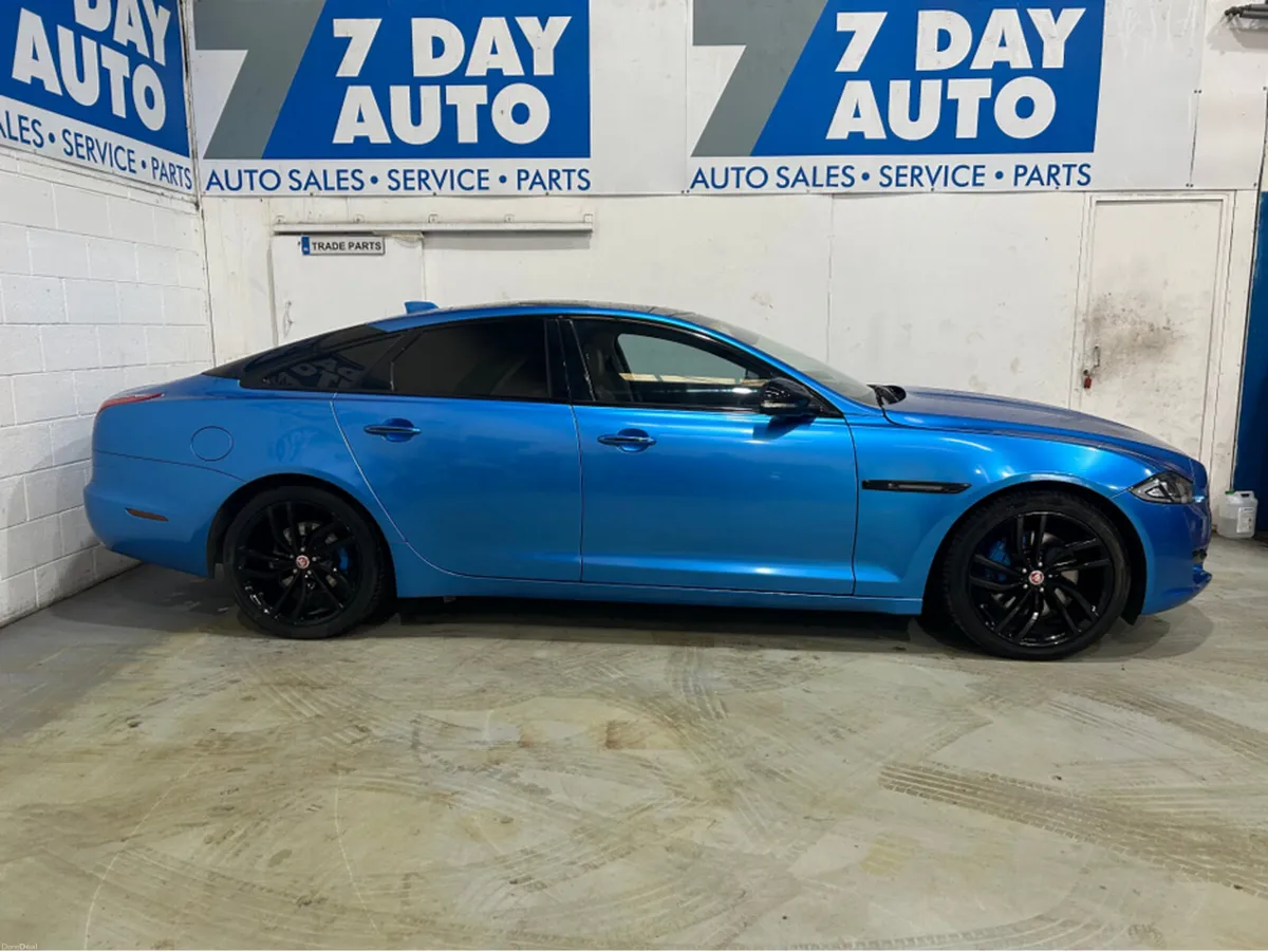 Jaguar XJ 3.0 D LUXURY 4DR AUTO - Image 3