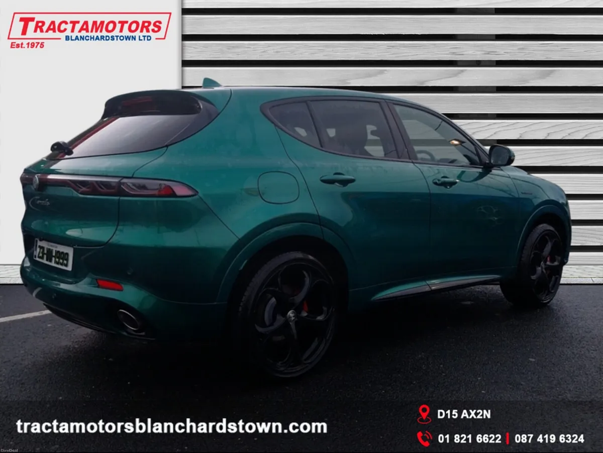 Alfa Romeo Tonale VELOCE 1.3 280 PHEV Q4 EAWD 5DR - Image 3