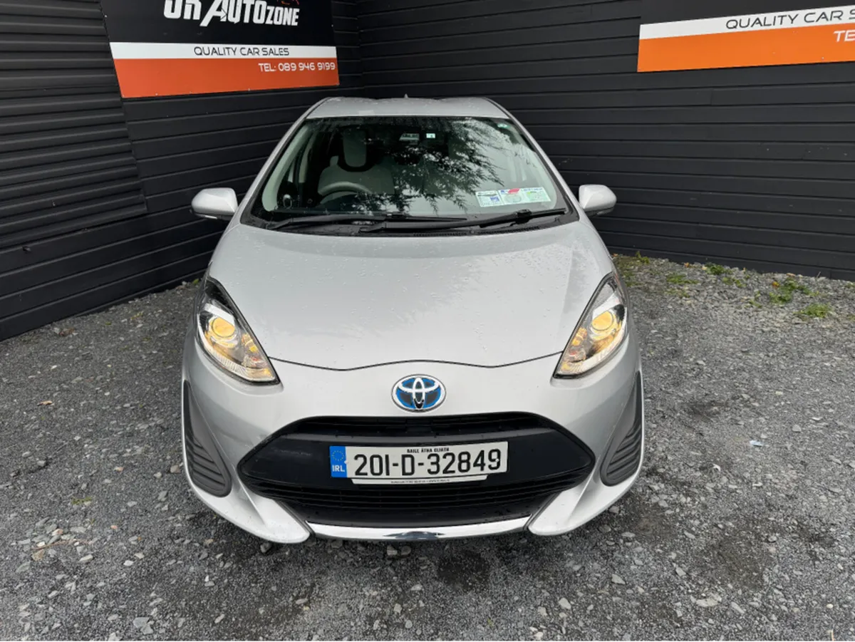 Toyota Aqua 1.5 HYBRID 5DR AUTO - Image 2