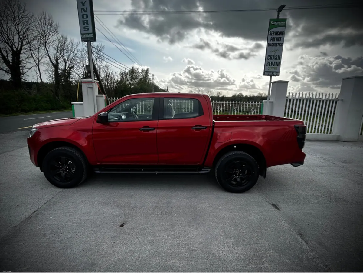 Isuzu D-Max LSE AUTO CREWCAB 5 SEATER  €333 ROAD T - Image 6