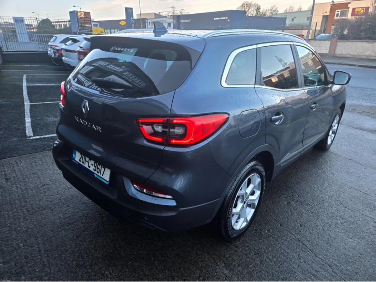 Renault Kadjar 1.3 ICONIC TCE 140BHP 5 5DR// VERY - Image 6