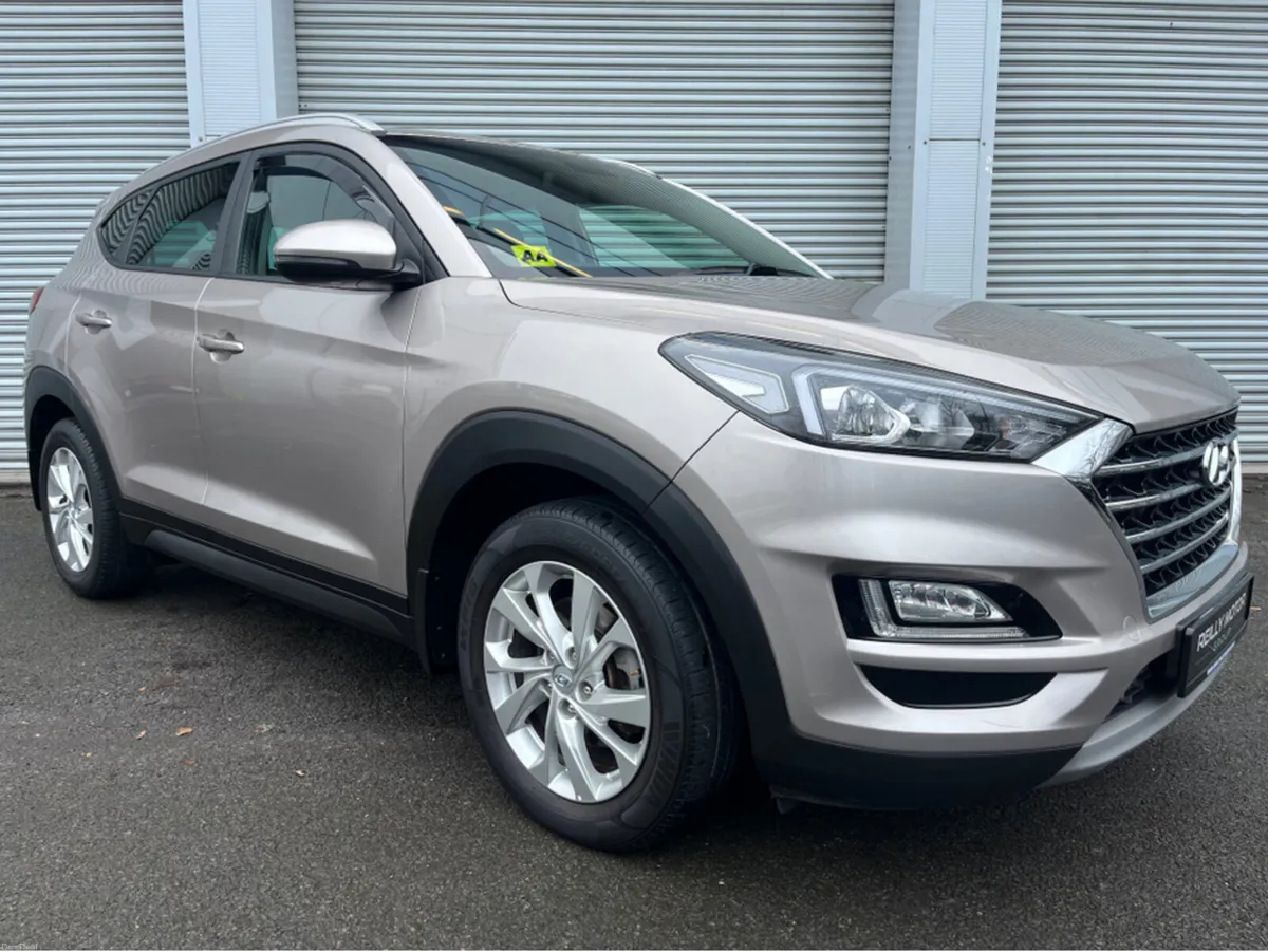 Hyundai Tucson 1.6 DIESEL EXECUTIVE - Image 1