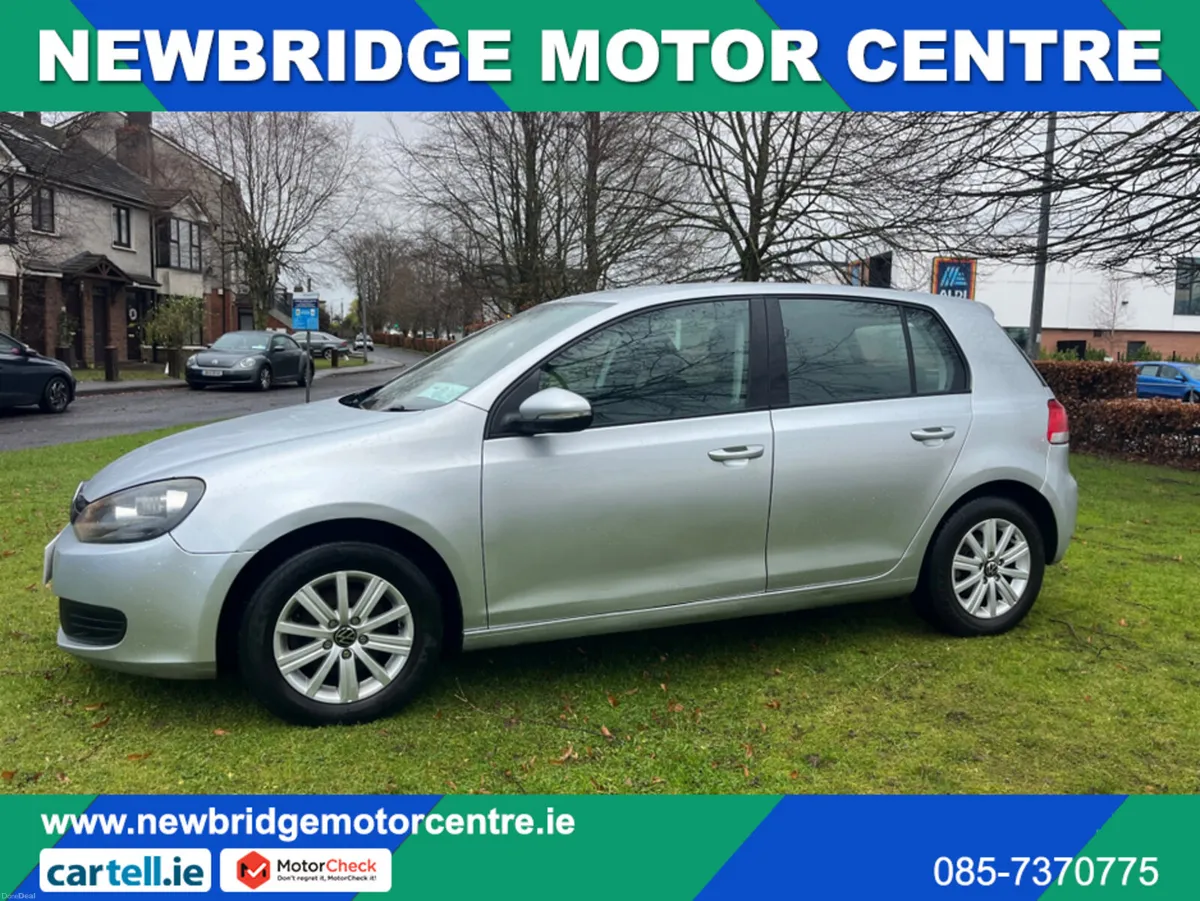 Volkswagen Golf 1.6 DIESEL AUTOMATIC - Image 2