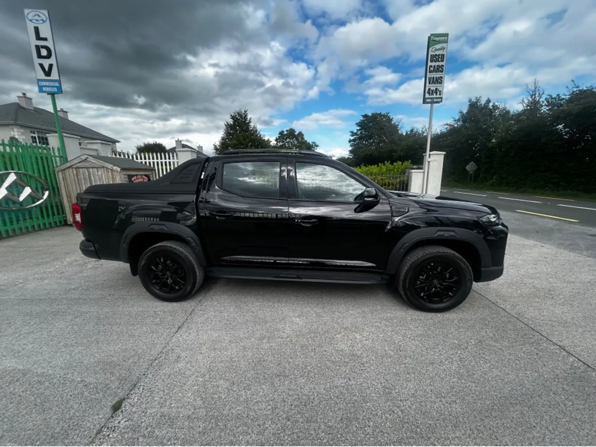 Maxus T90EV CREWCAB  €333 ROAD TAX  5 SEATER - Image 2