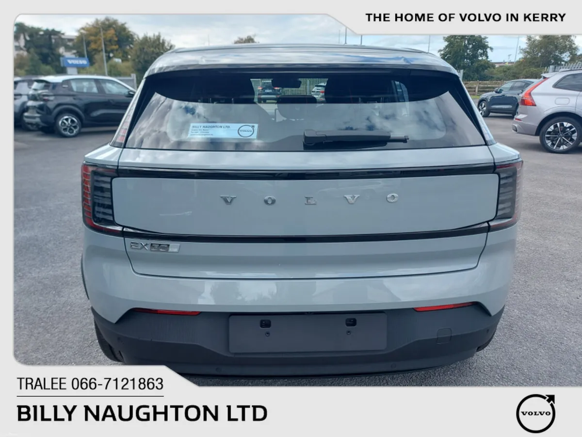 Volvo EX30 EXTENDED RANGE PLUS RWD 476kms Range - Image 2