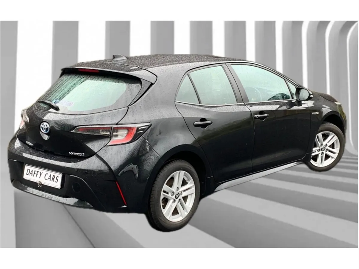 Toyota Corolla HYBRID LUNA H/B 4DR AUTO A - Image 4