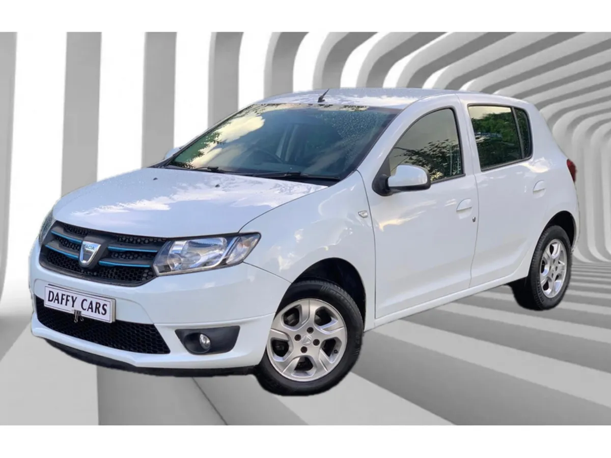 Dacia Sandero SIGNATURE 1.2 7 4DR - Image 1