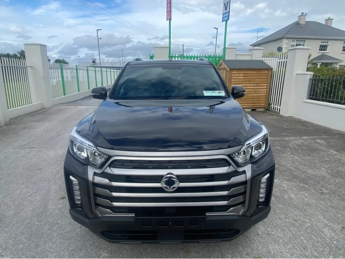 KGM Musso KGM  Musso 4X4 Auto 5 seater crewcab €33 - Image 3