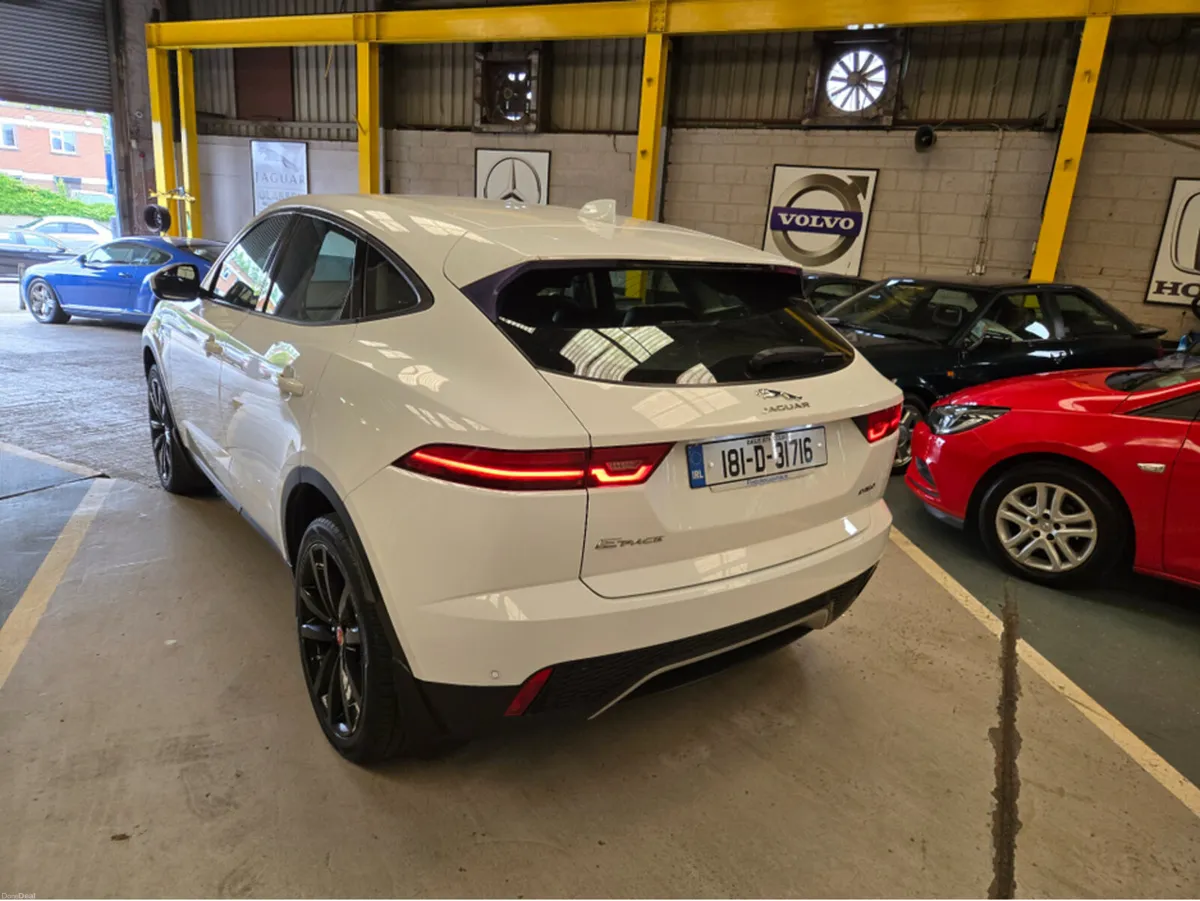 Jaguar E-Pace 18MY 2.0 D 150PS FWD 5DR// STUNNING - Image 5