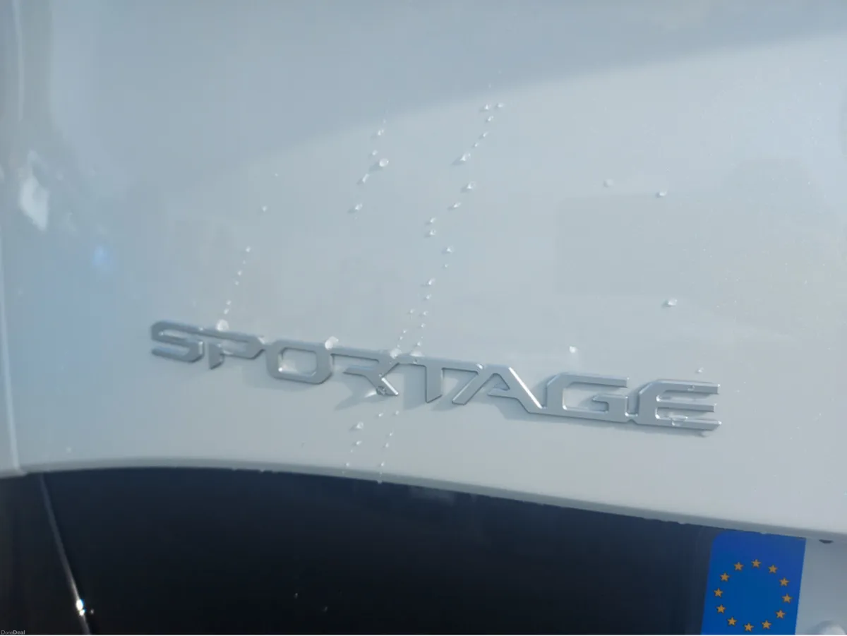 Kia Sportage PHEV ANNIVER - Image 4