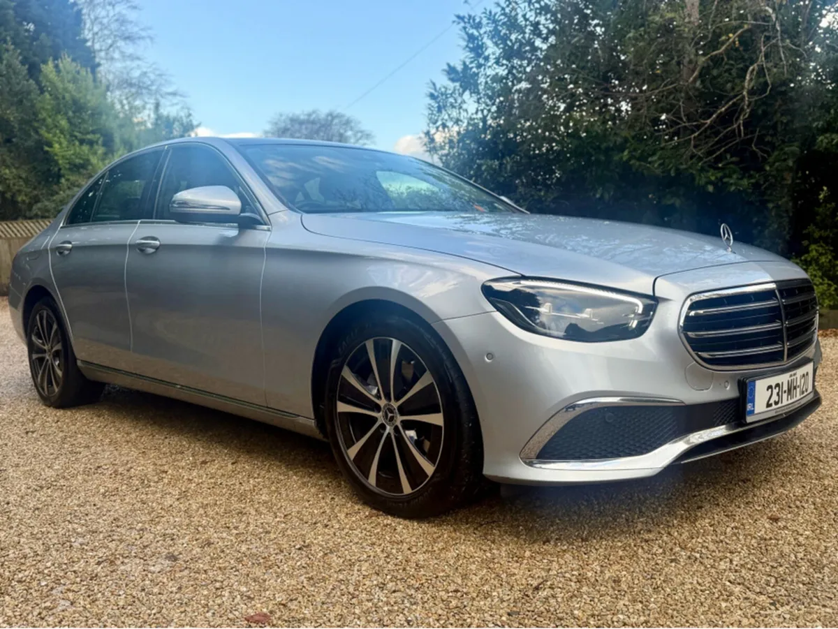 Mercedes-Benz E-Class E220 D *Panoramic Sunroof…Im - Image 1