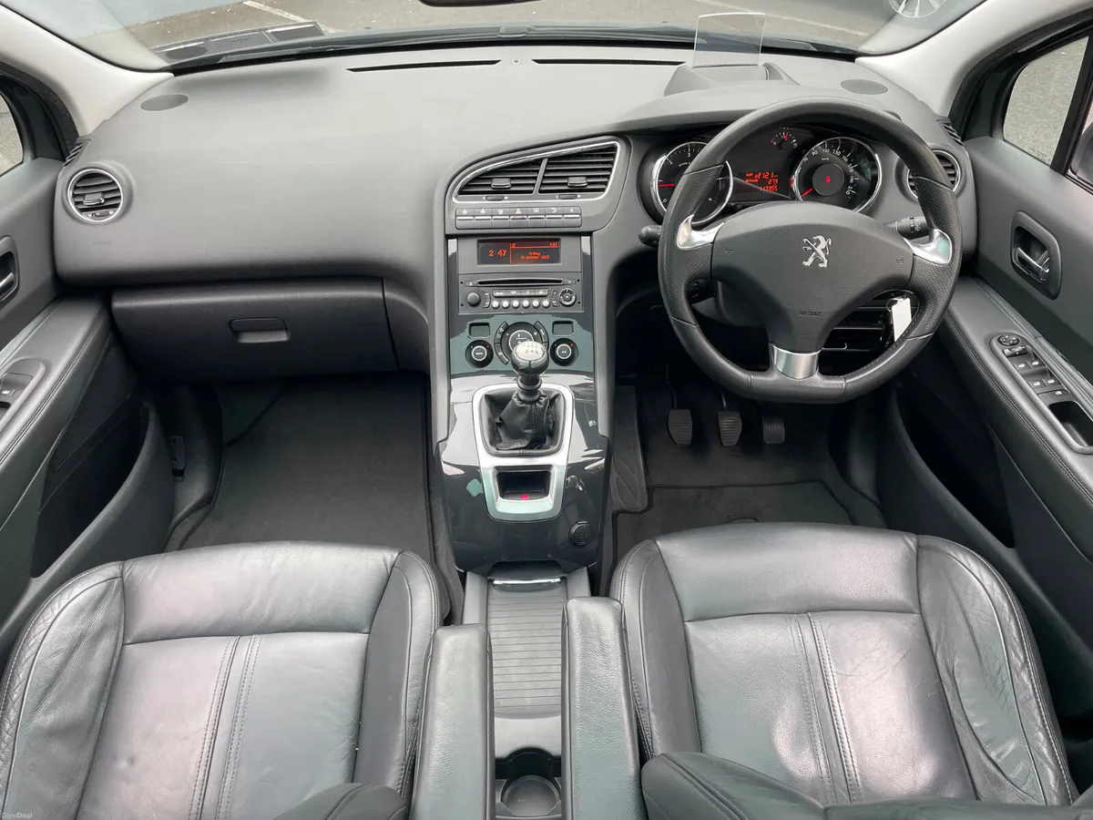 FAMILY - HDI - 7SEATS - PAN ROOF - LEATHER - PHONE - Image 3