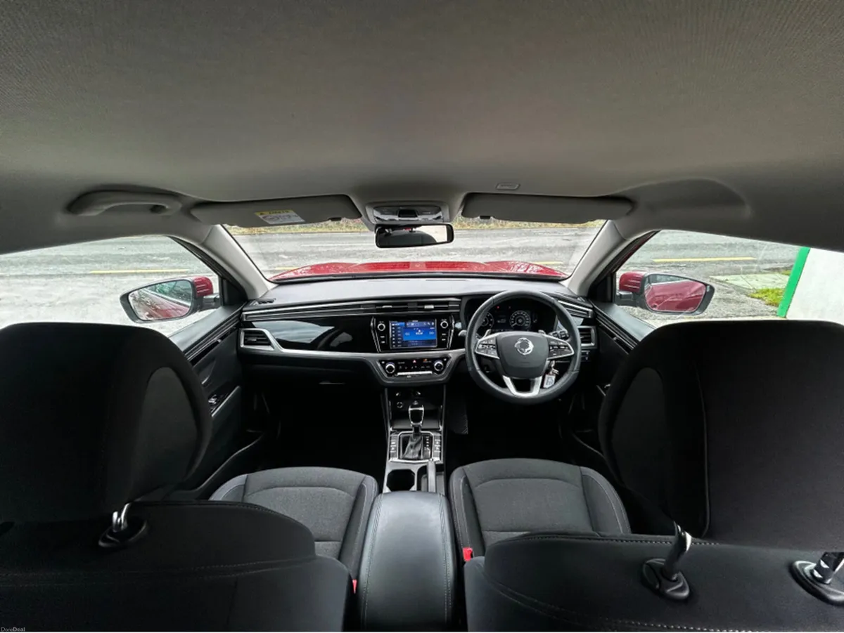 KGM Korando EL 1.6 2WD 4DR AUTO - Image 6