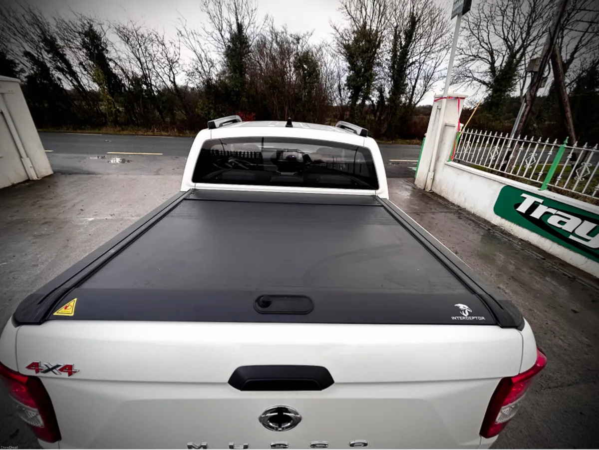 KGM Musso WITH ROOL LOCK DOOR  AND SIDE  STEPS AND - Image 4