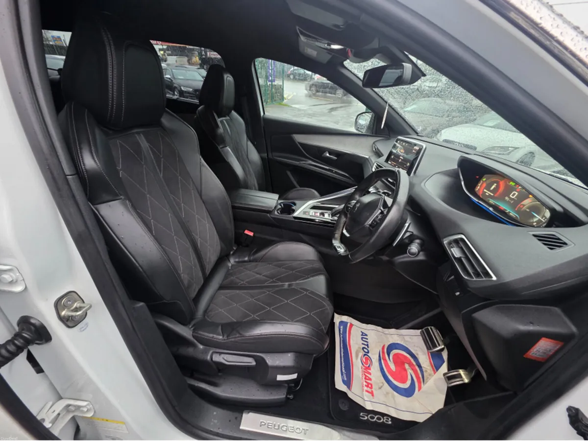 Peugeot 5008 ( 172 REG ) 7 SEATER - DIGITAL DASH - - Image 3