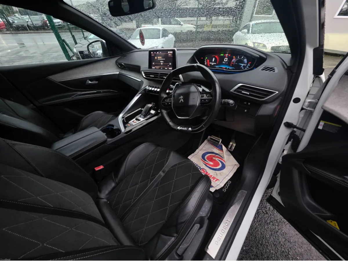 Peugeot 5008 ( 172 REG ) 7 SEATER - DIGITAL DASH - - Image 4