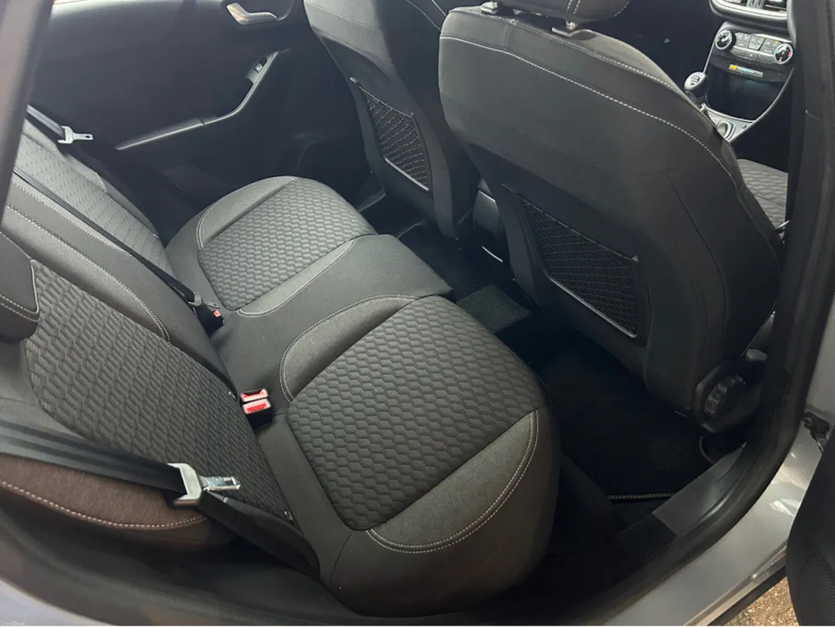 Ford Puma TITANIUM 5DR 1.0T 125 MHEV - Image 4