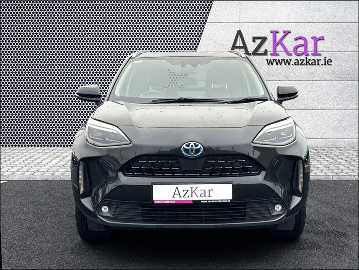 Toyota Yaris Cross 2022 EXCEL HEV AUTOMATIC HATCHB - Image 2