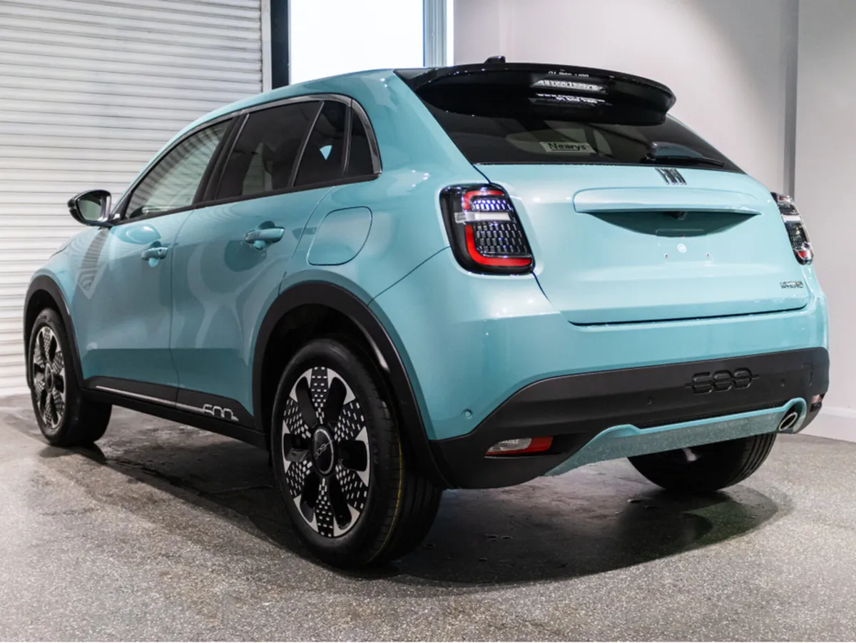 Fiat 600 HYBRID 1.2 100HP LA PRIMA - Image 6