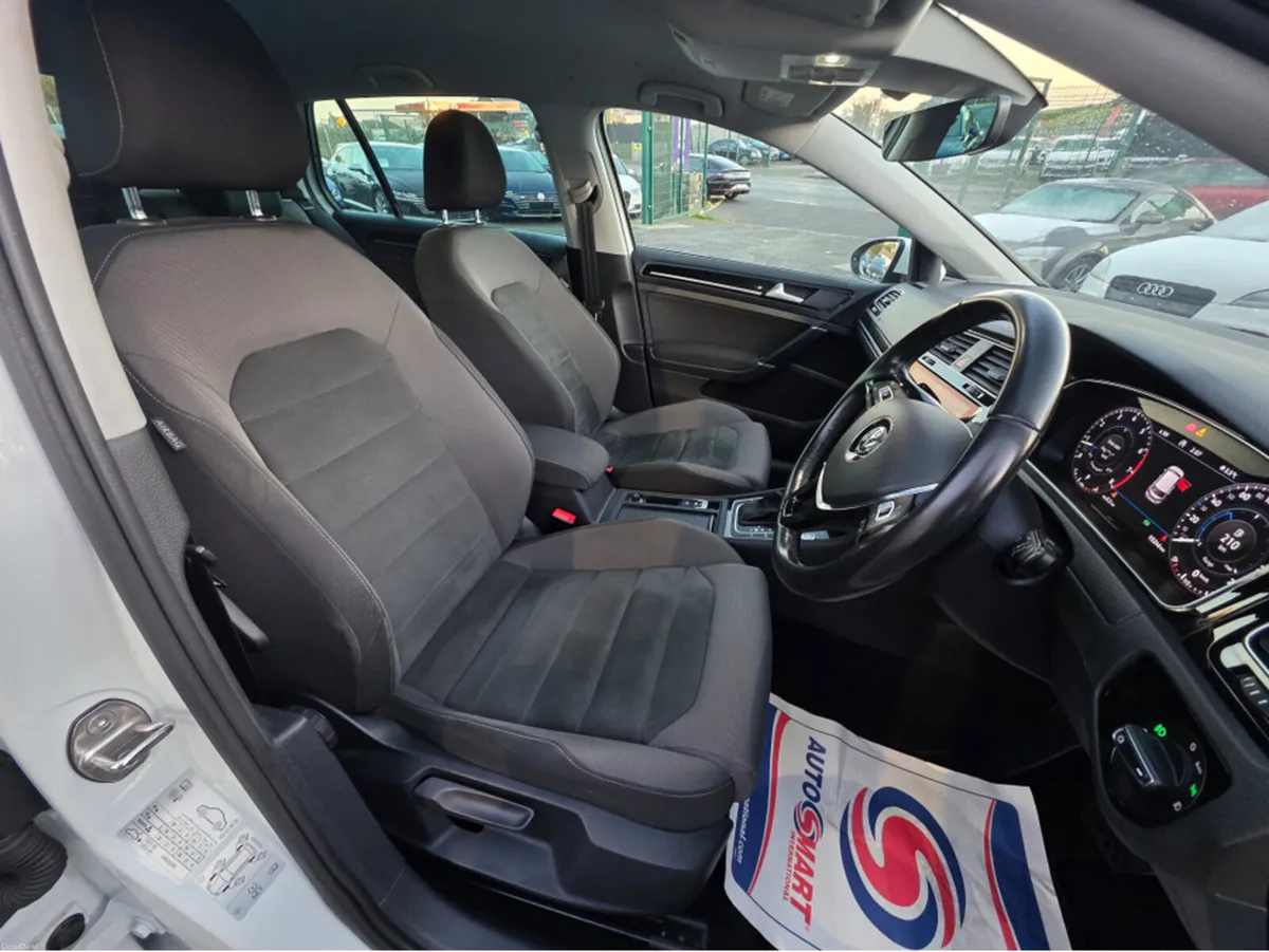 Volkswagen Golf ( 182 REG ) 1.4 HIGHLINE VIRTUAL C - Image 4