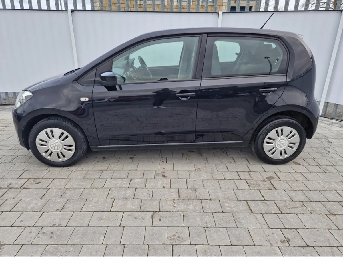 Volkswagen up! 1.0 PETROL AUTO - Image 4