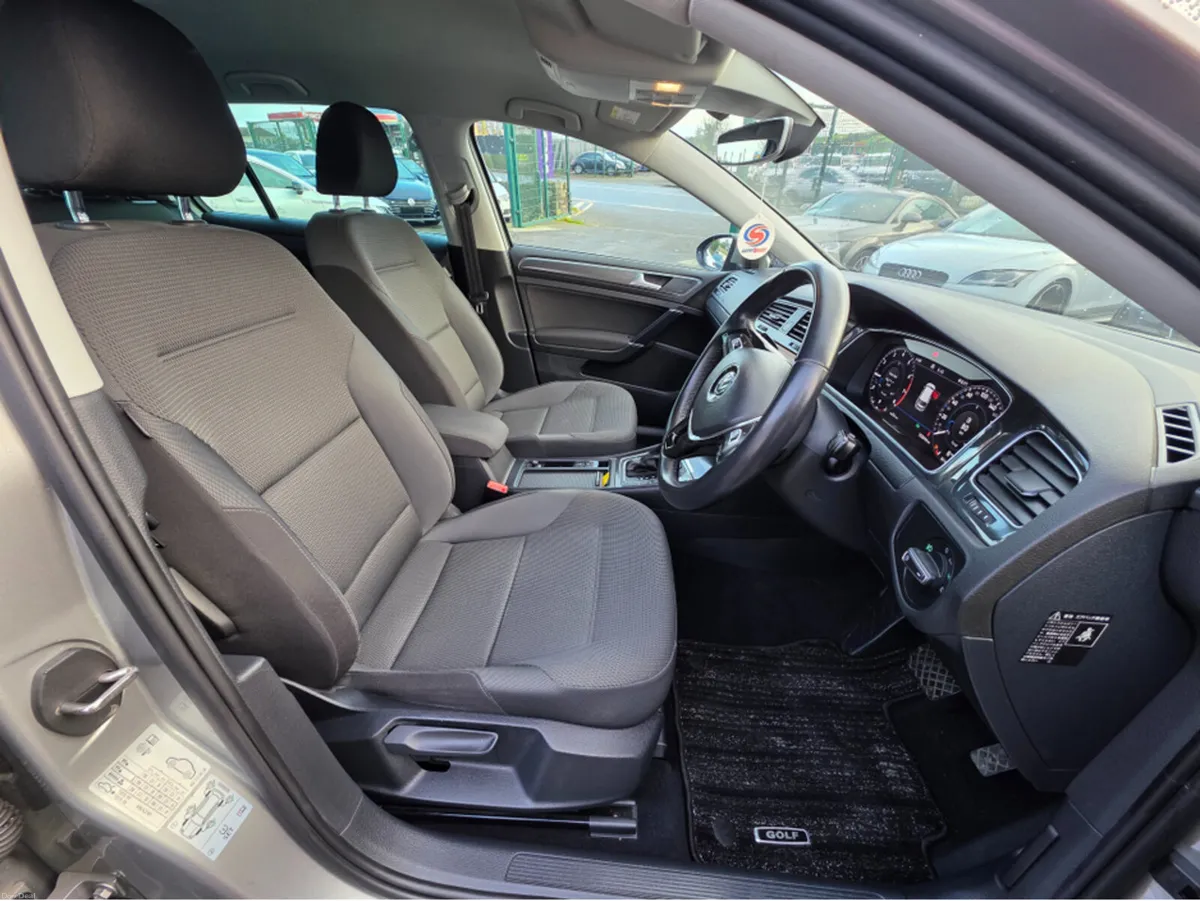 Volkswagen Golf 1.2 TSI COMFORTLINE VIRTUAL COCKPI - Image 3