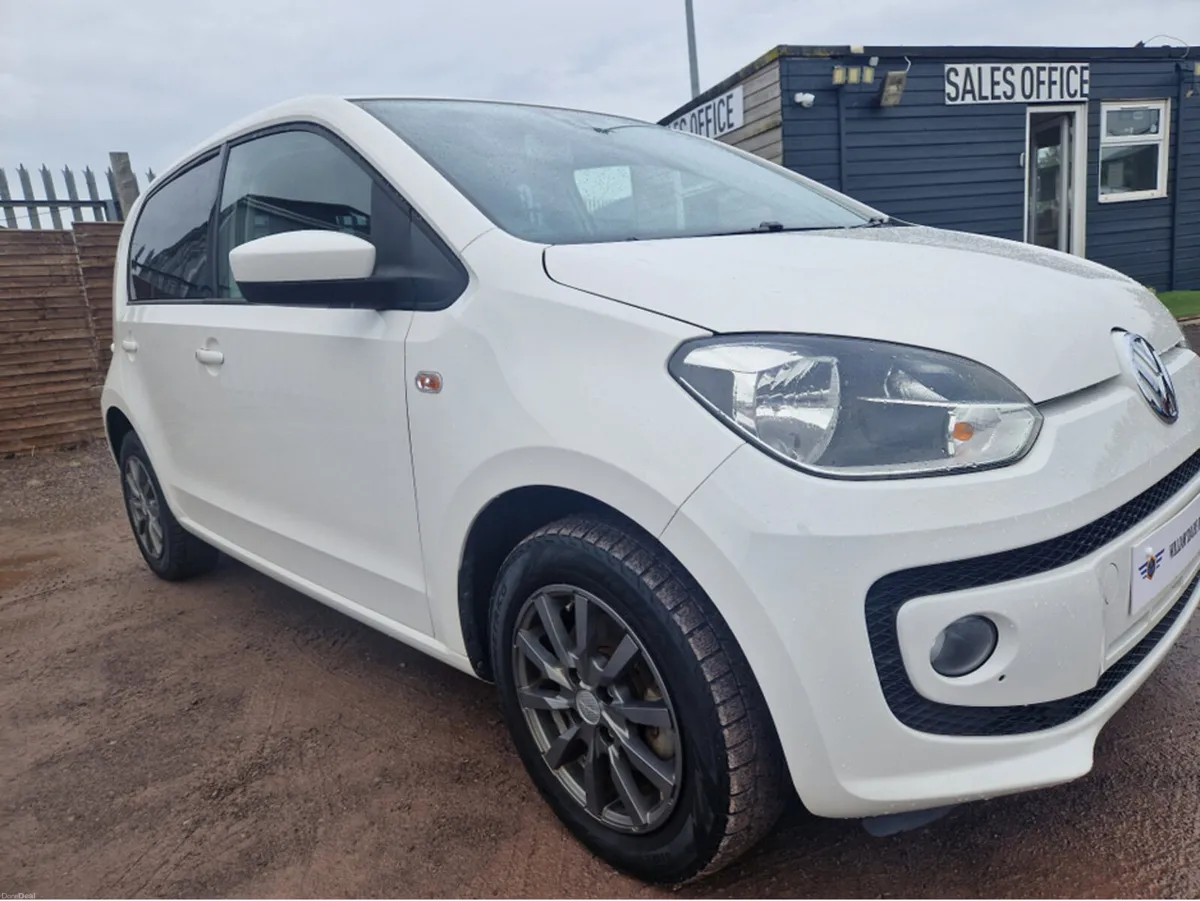 Volkswagen up! AUTO  5DR - Image 2