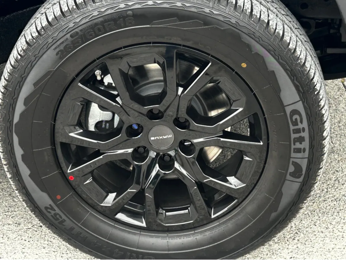 Maxus T90EV 5 SEATER CREW CAB €333 ROAD TAX - Image 2