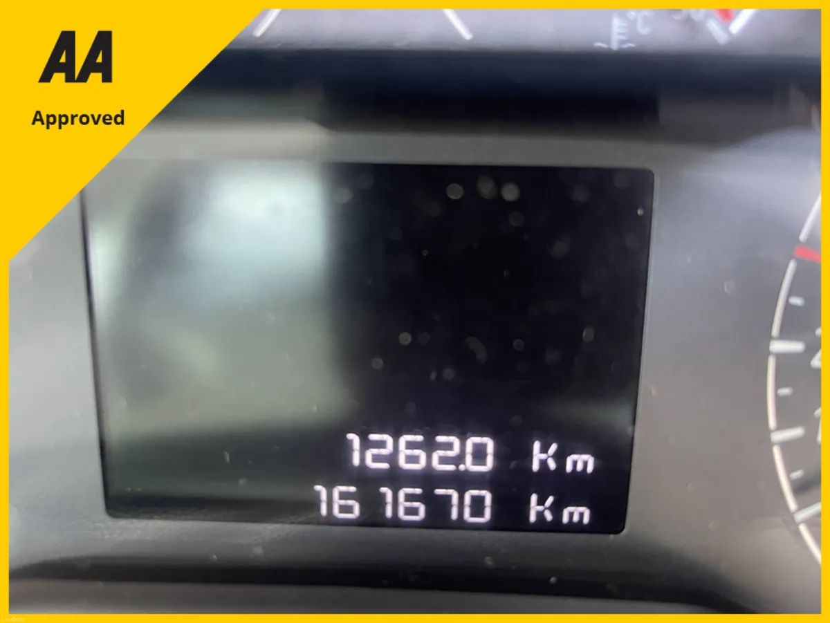 Opel Crossland X SC 1.2I  FREE DELIVERY - Image 2