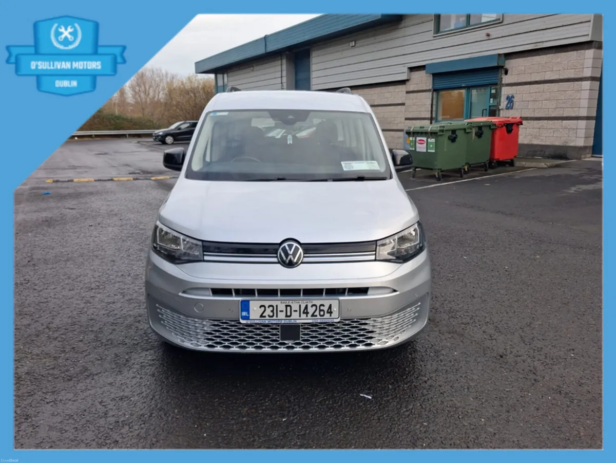 Volkswagen Caddy / 2023 / 2.0 DIESEL / 7 SEATER / - Image 2