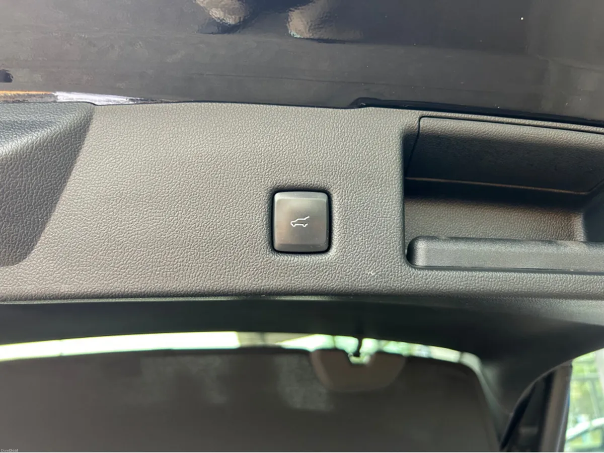Ford Kuga VIGNALE 2.5 PHEV 225 S6.2 C - Image 6