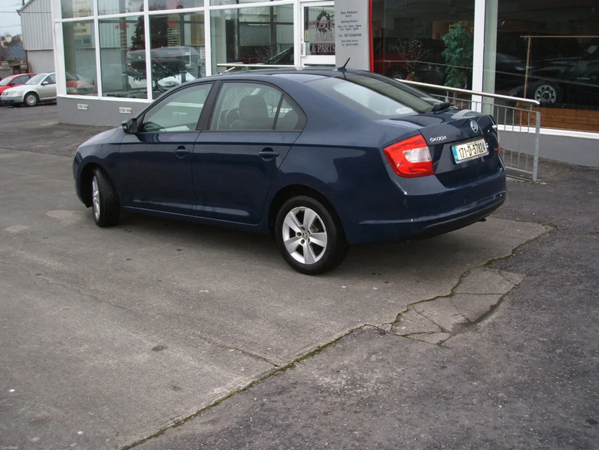 Skoda Rapid 1.4 SE TDI 90PS 5DR AUTO - Image 3