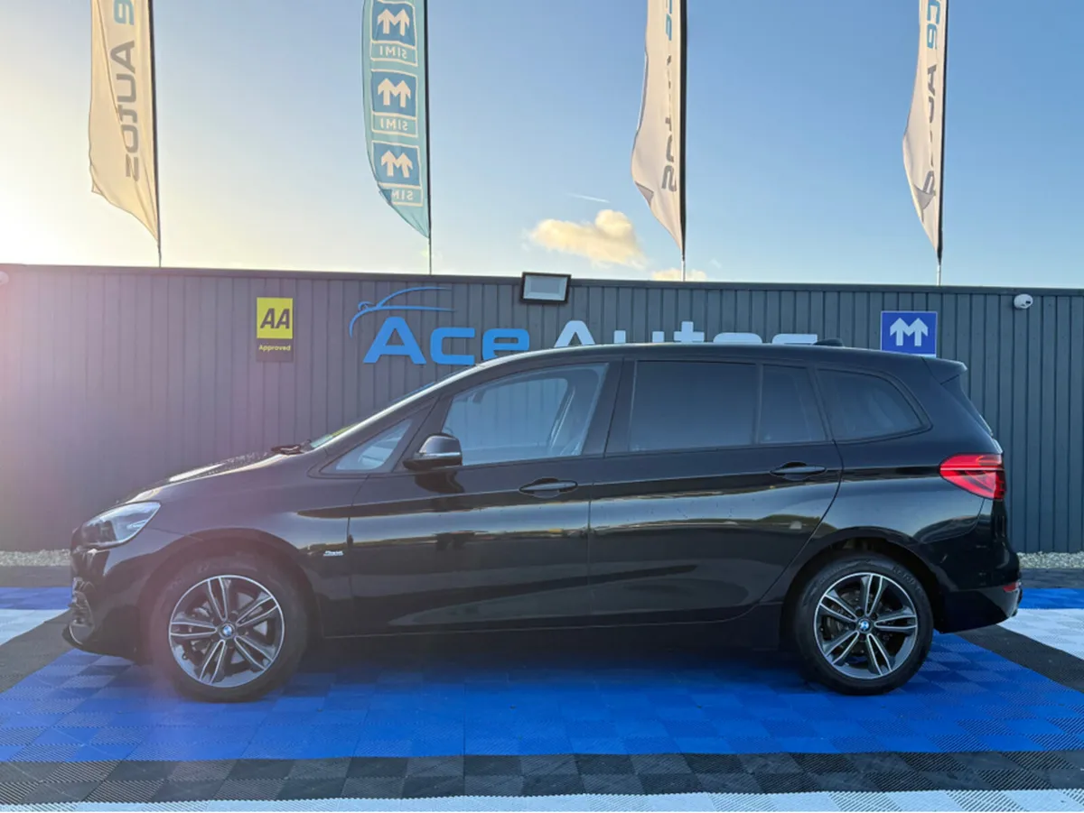 BMW 2-Series **DEPOSIT TAKEN** SPORT - 2.0L DIESEL - Image 4