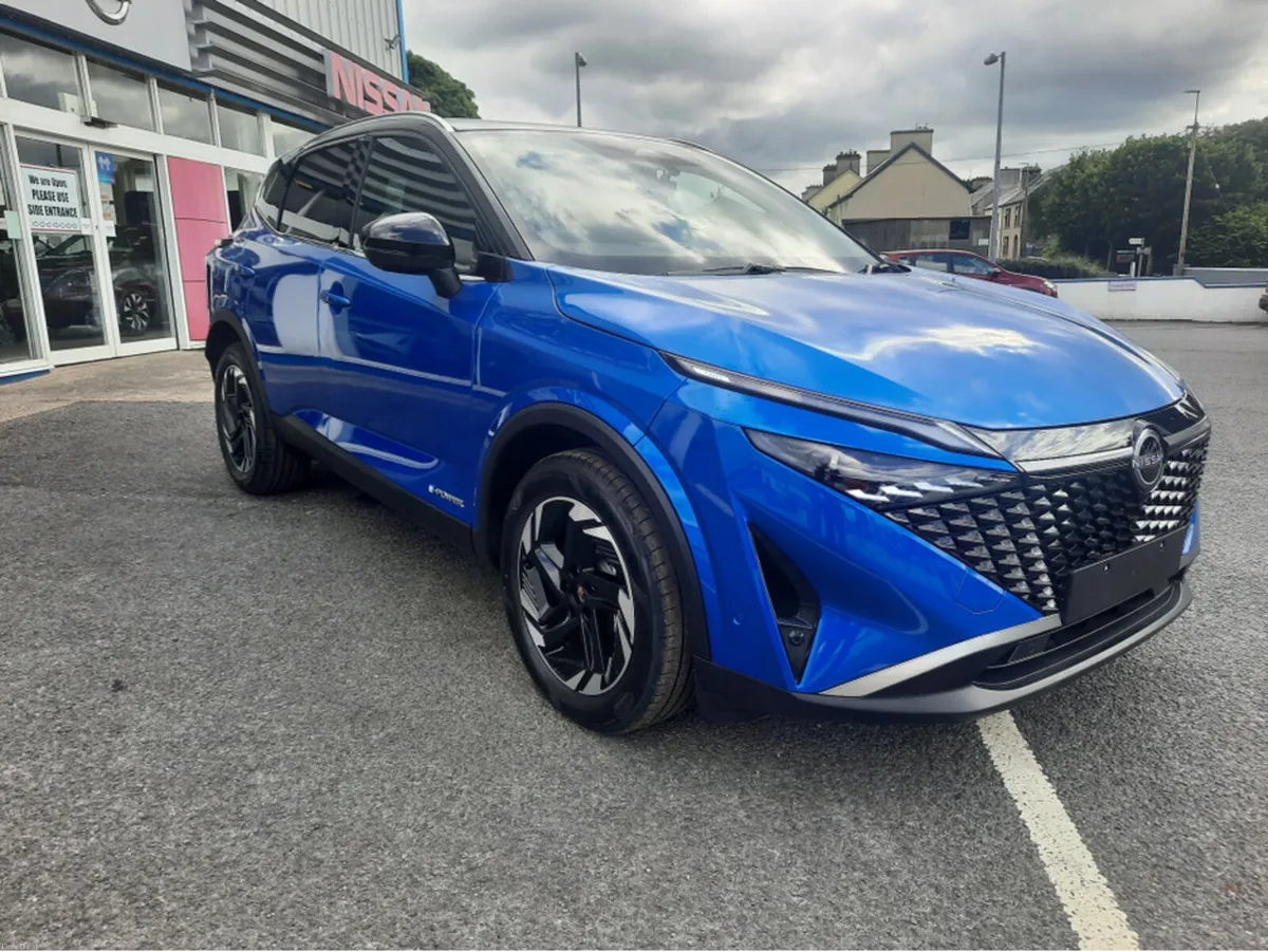 Nissan Qashqai ePOWER SV PREMIUM 2T - Image 4