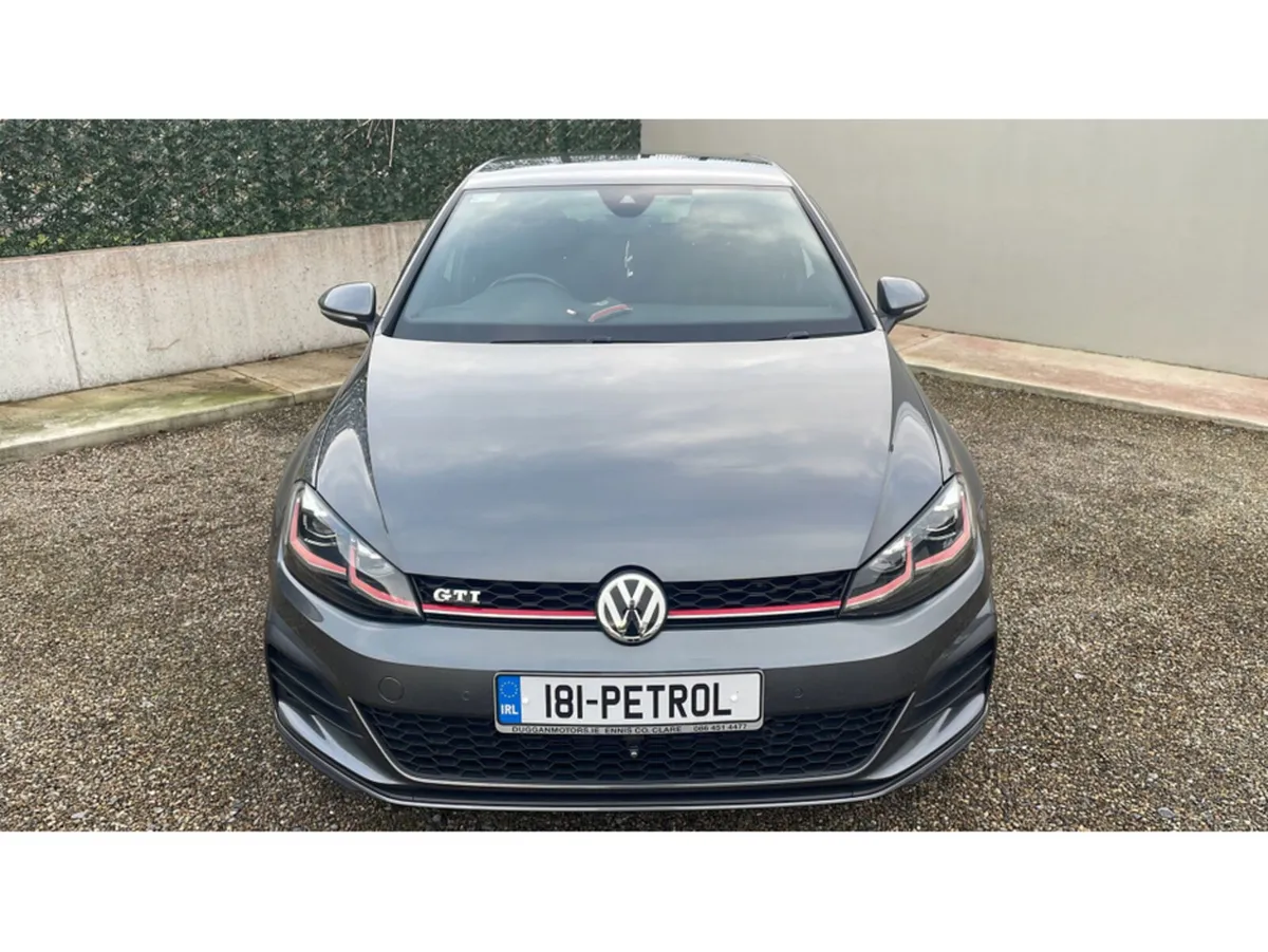 Volkswagen Golf GTI - Image 3