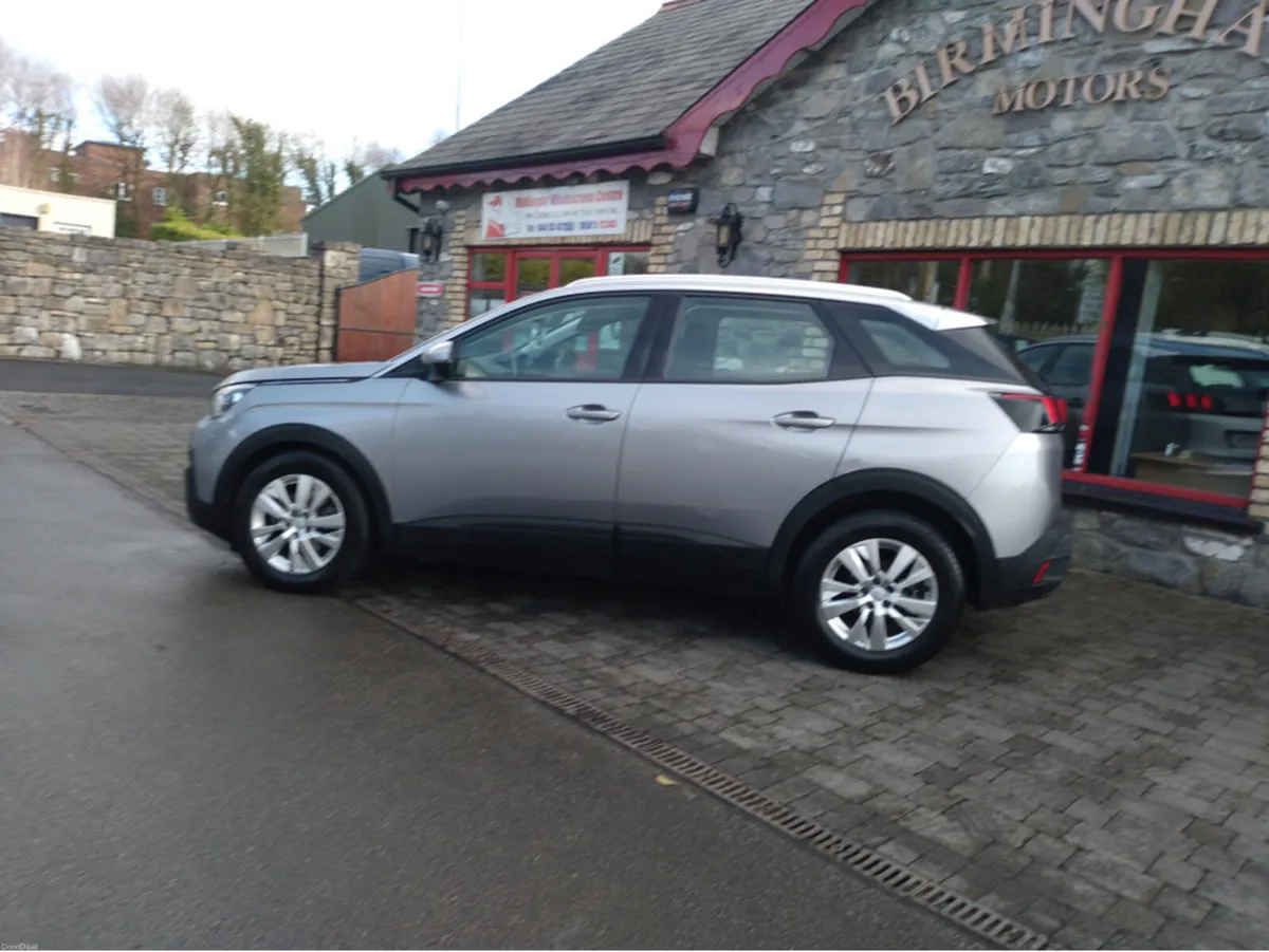 Peugeot 3008 ACTIVE 1.6 BLUE HDI 120 AU AUTOMATIC - Image 4