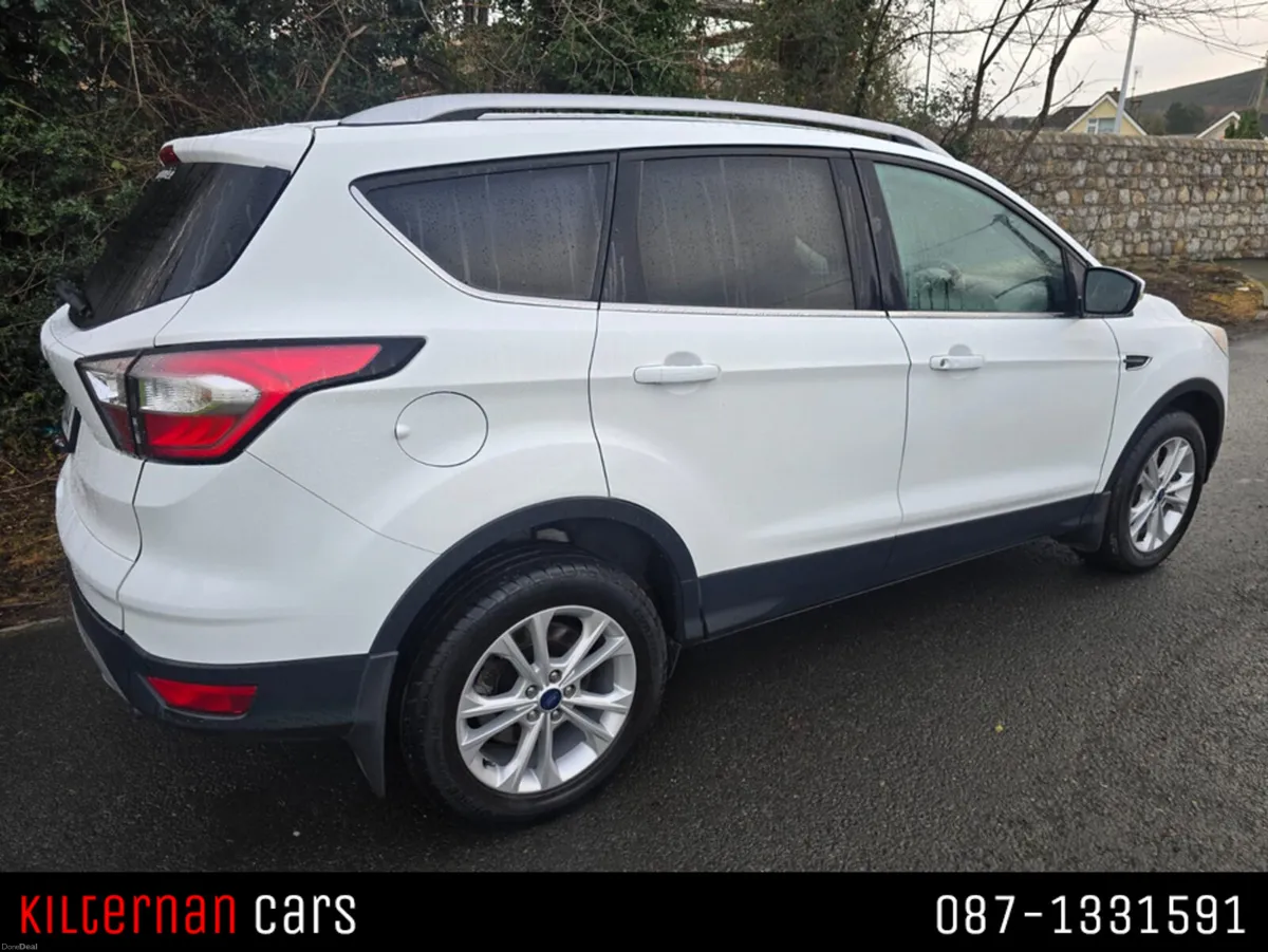 Ford Kuga TITANIUM 1.5 TDCI 120PS F FWD 4DR - Image 4