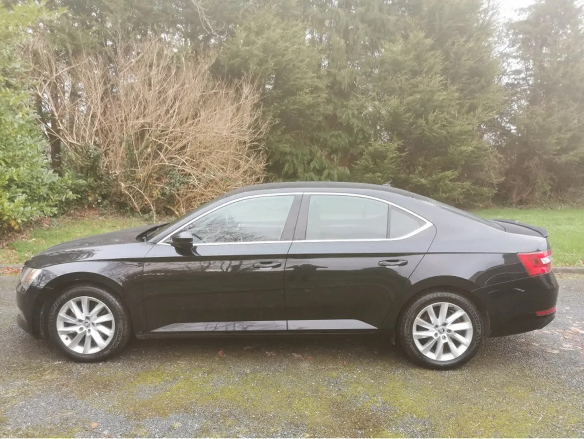 Skoda Superb SE 1.6 TDI 120BHP - Image 5