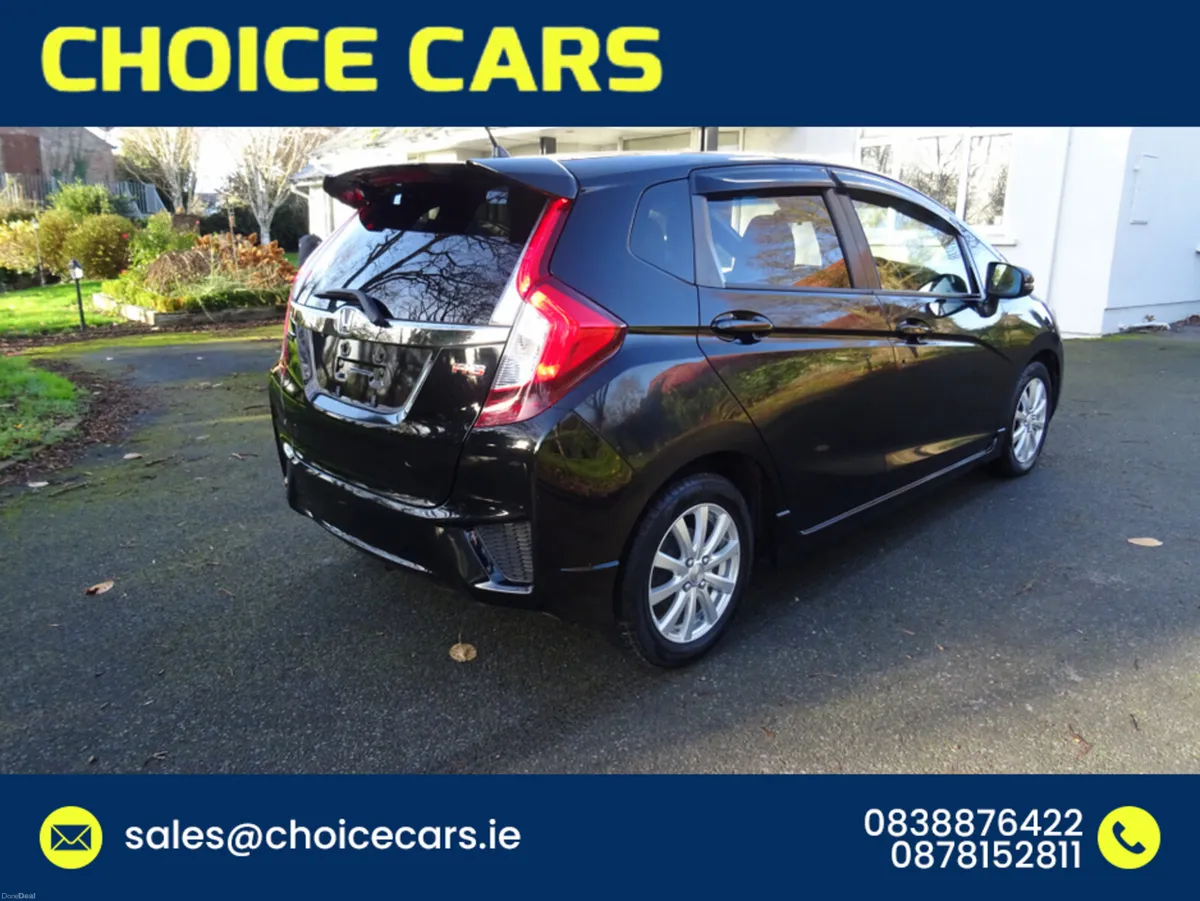 Honda Fit 1.5 AUTO HYBRID RS SPEC - Image 4
