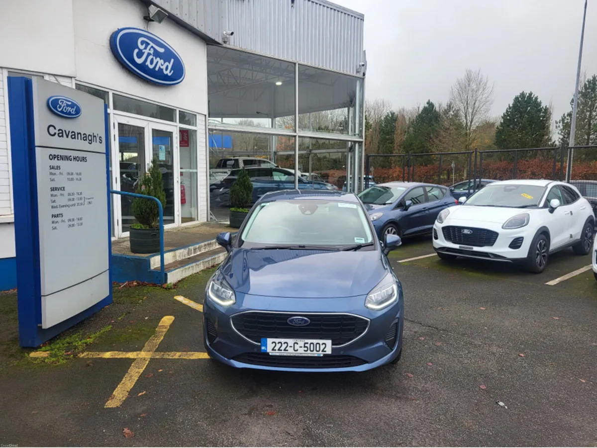 Ford Fiesta TREND CONNECTED 5DR 1.1 075 M5 - Image 2