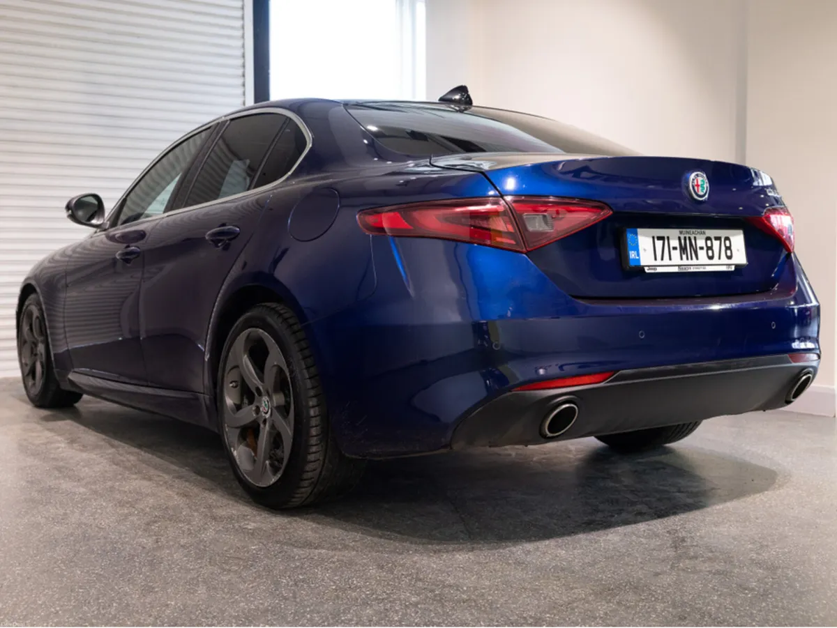 Alfa Romeo Giulia 2.2JTD 180HP SUPER SPORT 4DR A - Image 6
