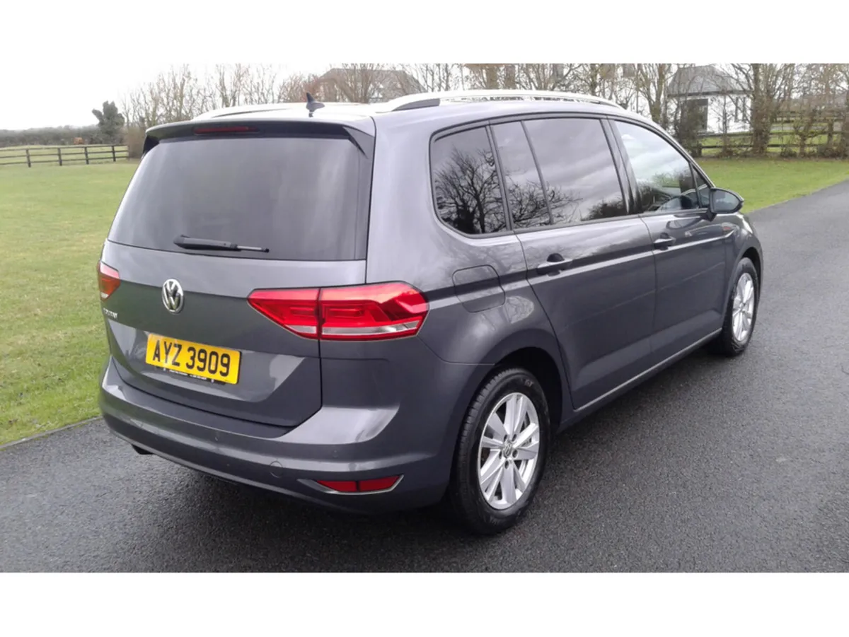 Volkswagen Touran SE TDI SE TDi Automatic - Image 4