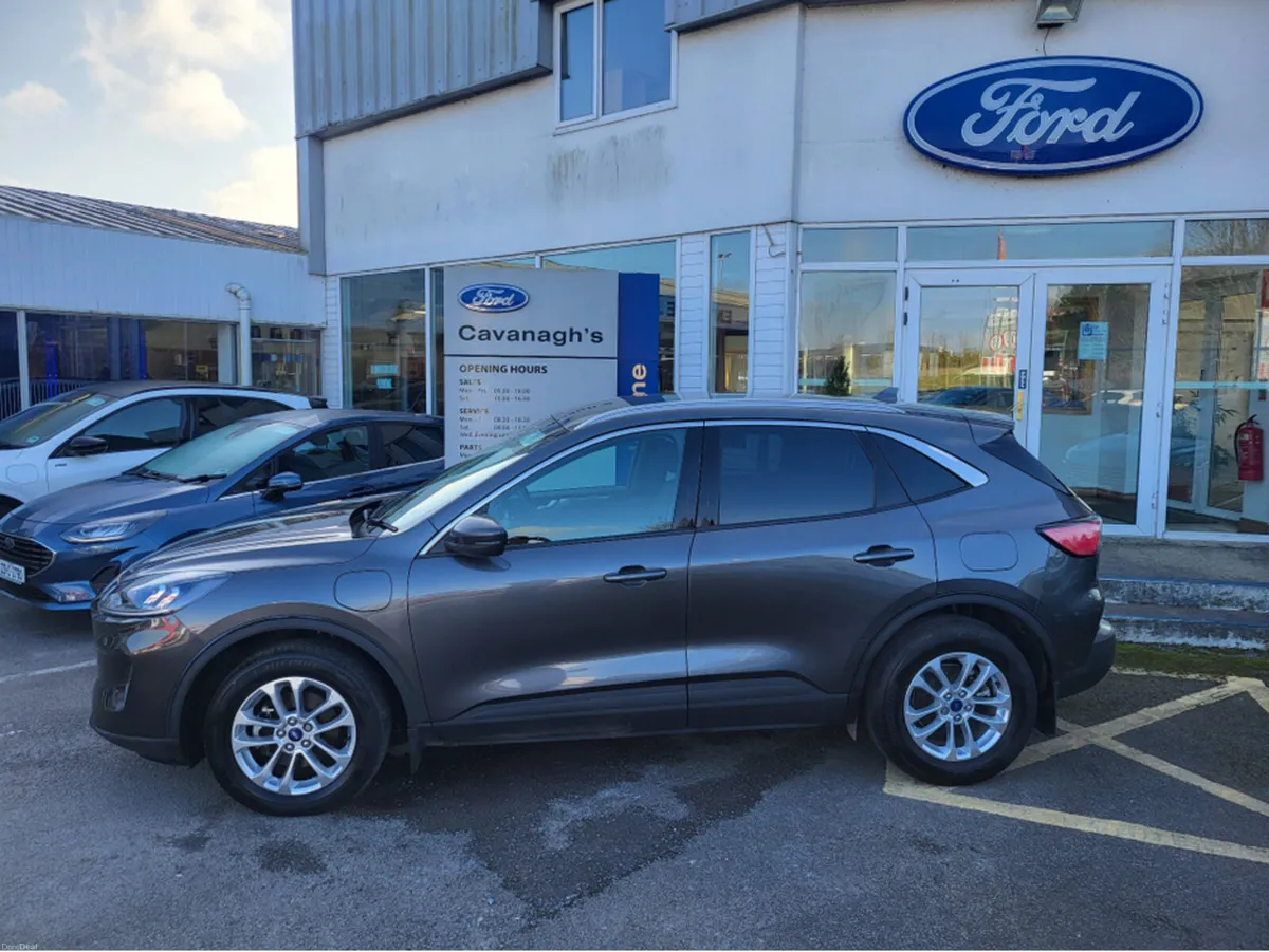 Ford Kuga TITANIUM 2.5 PHEV 225 S6.2 CT 4DR - Image 4