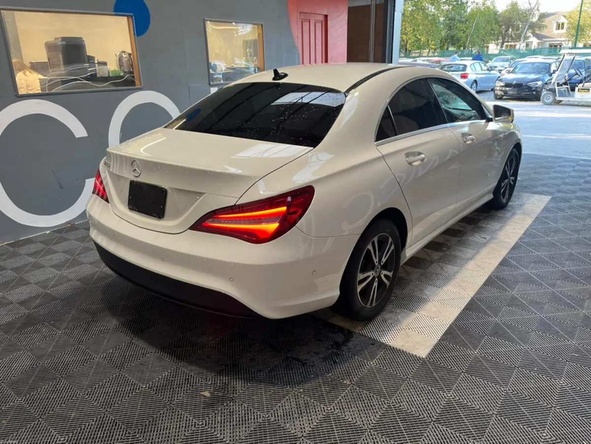 Mercedes-Benz CLA €18950! 2017 CLA180 Automatic / - Image 2