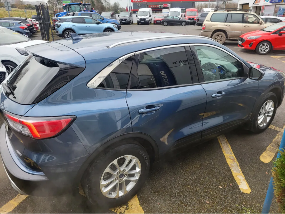 Ford Kuga TITANIUM 5DR 2.5 PHEV 225 S6 - Image 2