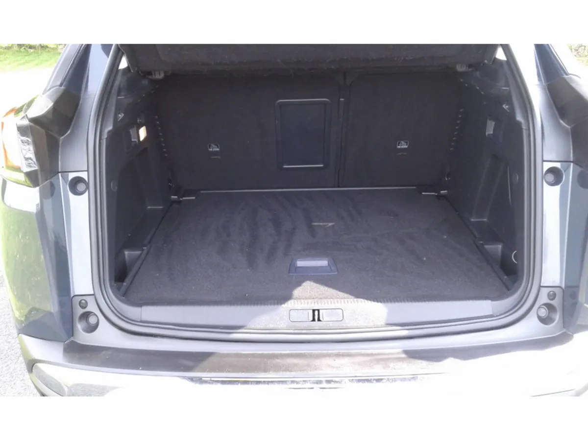 Peugeot 3008 1.5HDI ACTIVE 130BHP 5DR - Image 3