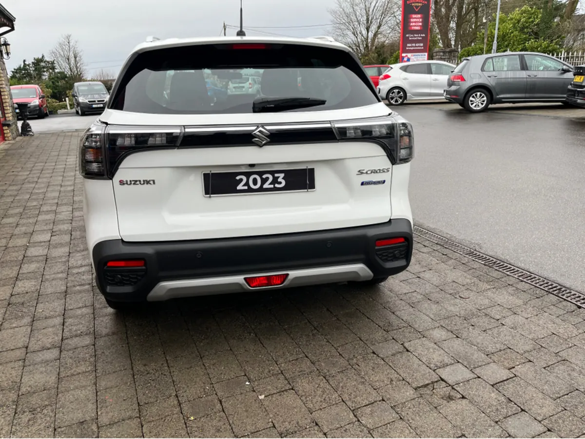 Suzuki SX4 S-CROSS MOTION B-JET BOOSTERJET - Image 2