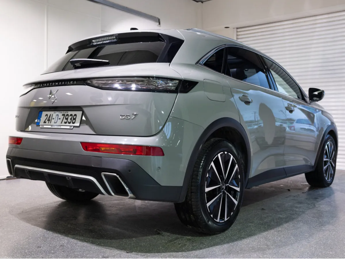 DS Automobiles DS 7 RIVOLI E-TENSE 225 AUTO 4DR - Image 4